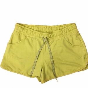 3/$25 🍄 Champion Bright Yellow Athletic Shorts Size Medium